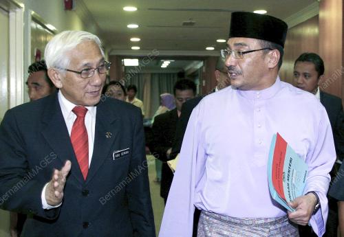 HISHAMUDDIN TUN HUSSEIN