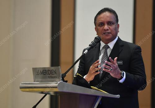 DATUK SERI REEZAL MERICAN NAINA MERICAN