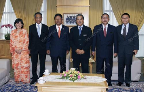 MUHYIDDIN YASSIN
