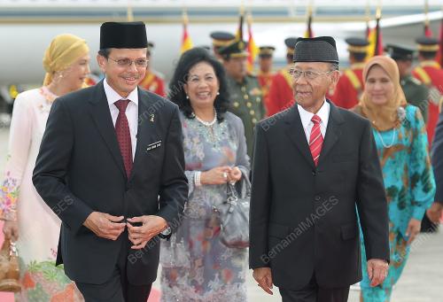 PTJ03_11052012_AGONG_TIBA