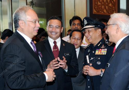 DATUK SERI NAJIB TUN RAZAK