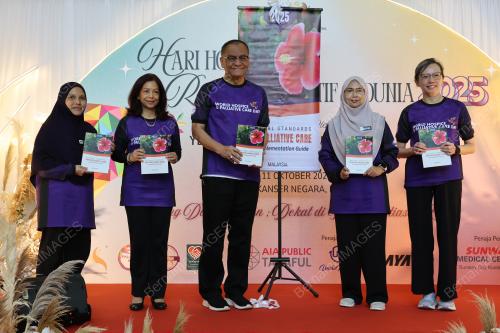 DATUK SERI DR DZULKEFLY AHMAD