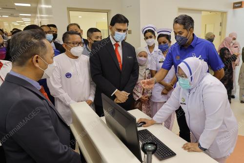 KHAIRY JAMALUDDIN