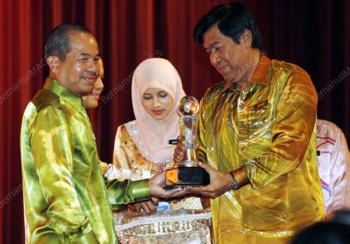 MOHD SIDEK HASSAN