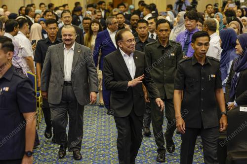 DATUK SERI ANWAR IBRAHIM
