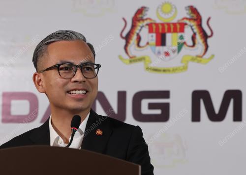 DATUK FAHMI FADZIL