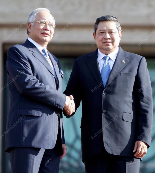 MOHD NAJIB TUN ABDUL RAZAK