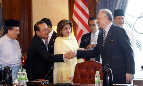 MOHD NAJIB TUN ABDUL RAZAK