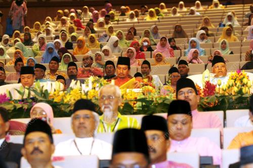 TUANKU MIZAN ZAINAL ABIDIN