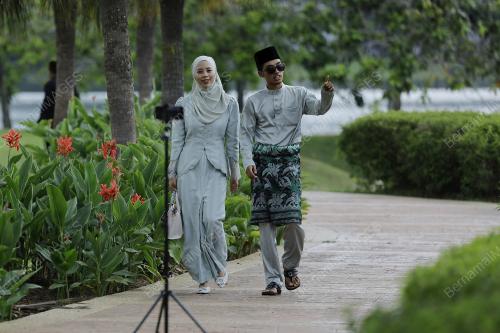 CUTI HUJUNG MINGGU