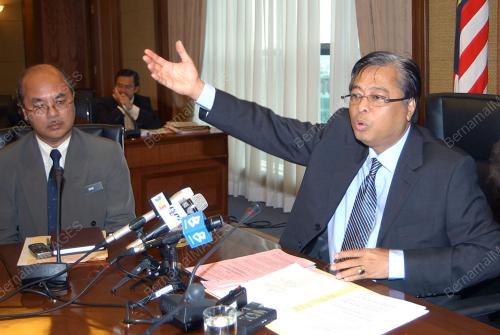 ISMAIL SABRI YAAKOB