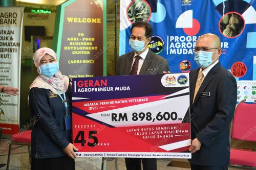 DATUK SERI DR RONALD KIANDEE