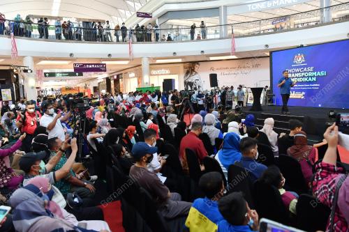 DATUK DR RADZI JIDIN