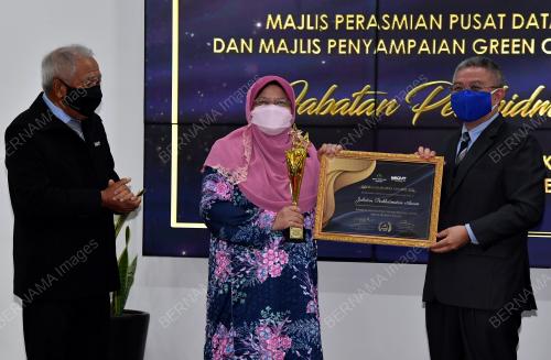 DATUK SERI DR ADHAM BABA