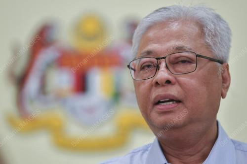 DATUK SERI ISMAIL SABRI YAAKOB