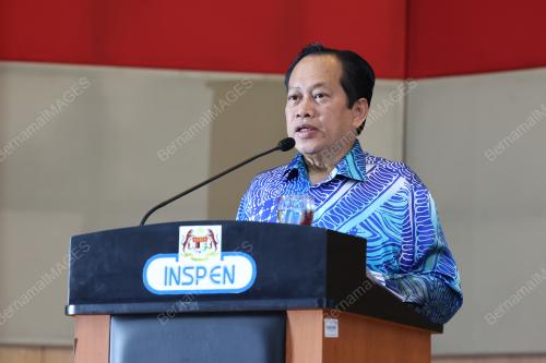 DATUK SERI AHMAD MASLAN