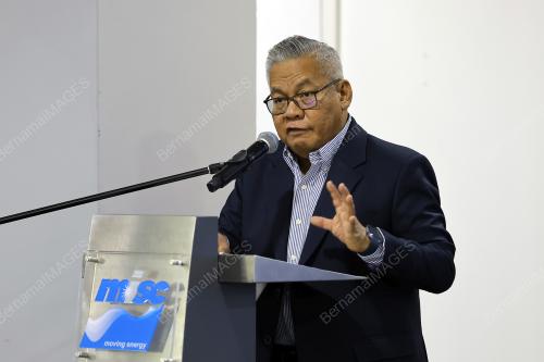 DATUK SERI NORAZLAN MOHD RAZALI