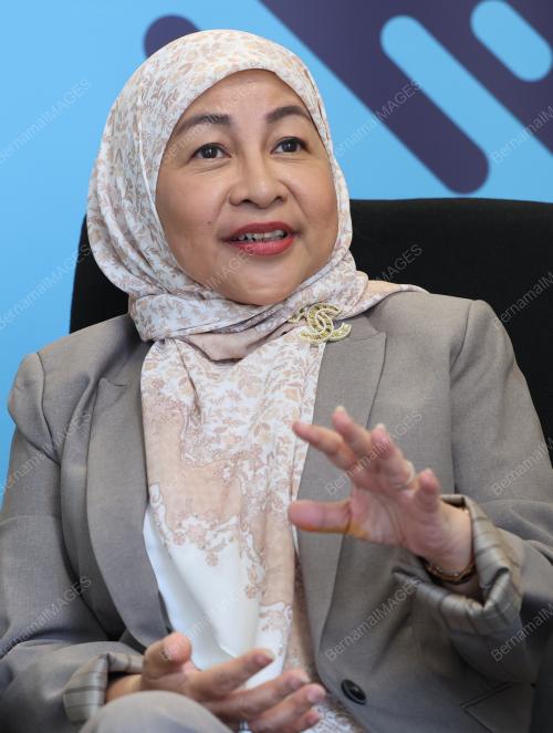 PUAN SRI RAYANA ABDUL RAHMAN
