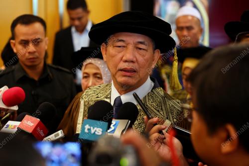 DATUK SERI FADILLAH YUSOF