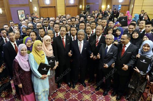 PTJ03_16042015_EZ_ADU