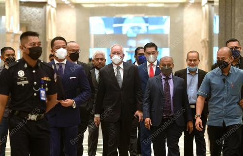 DATUK SERI NAJIB TUN RAZAK