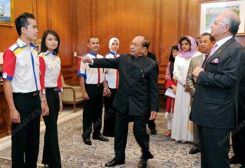 DATUK SERI NAJIB TUN RAZAK