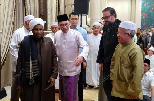 DATUK SERI ANWAR IBRAHIM