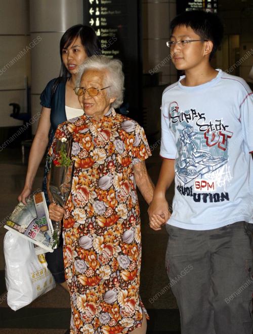 MALAYSIAN SURVIVORS RETURN