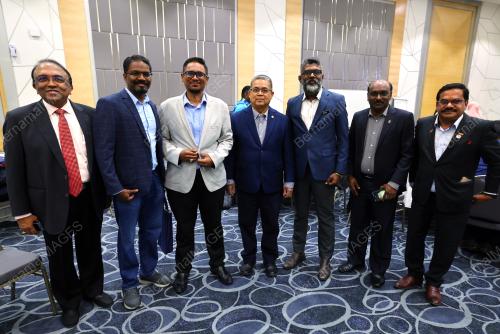 DATUK AARON AGO DAGANG