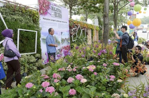 PTJ03_20062013_FLORIA2013