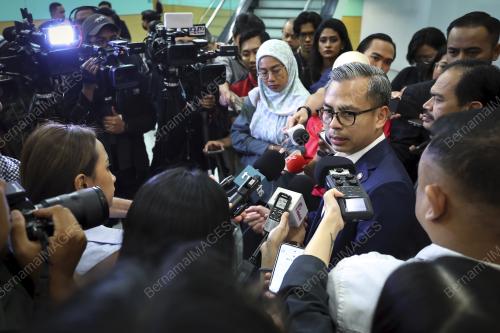 FAHMI FADZIL