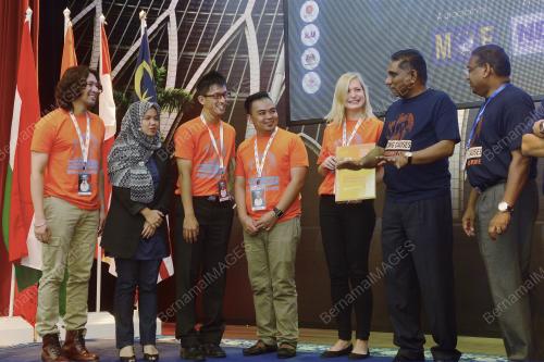 PTJ03_21012015_VIP