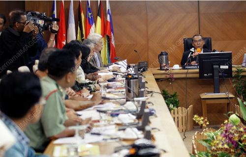 TAN SRI ABDUL RASHID ABDUL RAHMAN