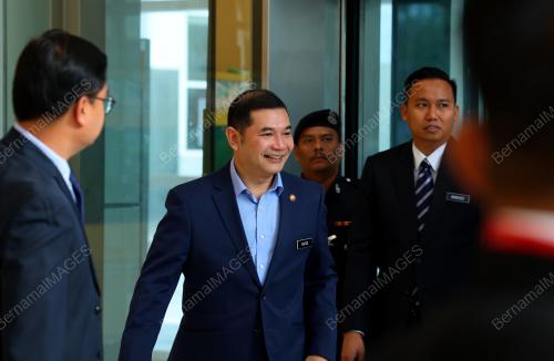 RAFIZI RAMLI