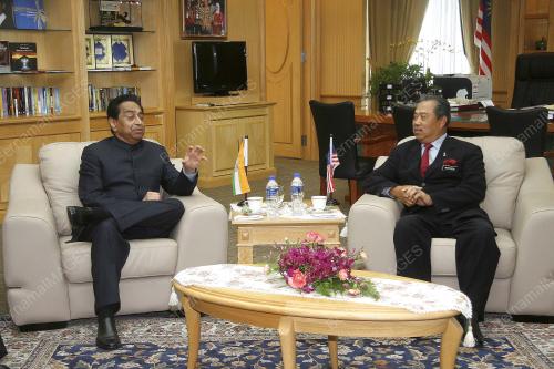 MUHYIDDIN YASSIN