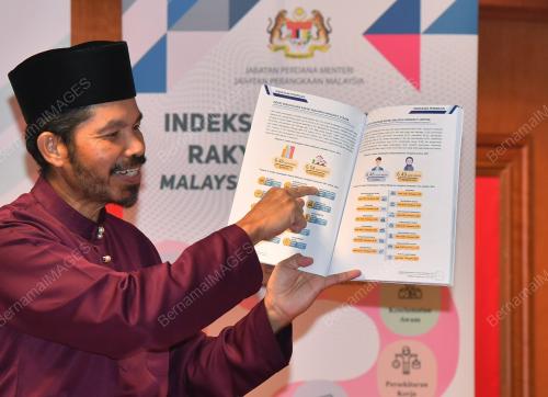 DATUK SERI MOHD UZIR MAHIDIN