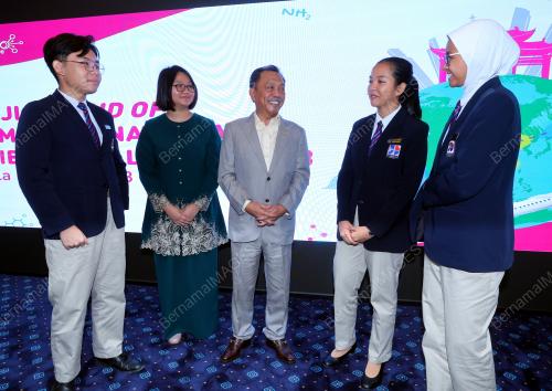 DATUK MOHAMMAD YUSOF APDAL