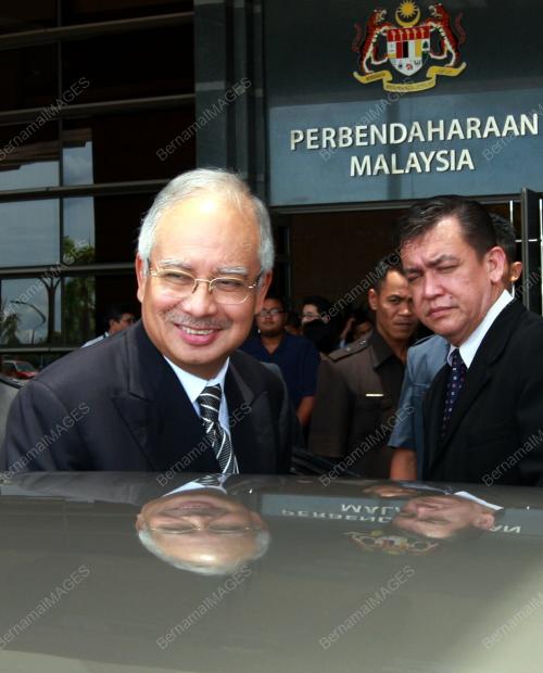 MOHD NAJIB TUN ABDUL RAZAK