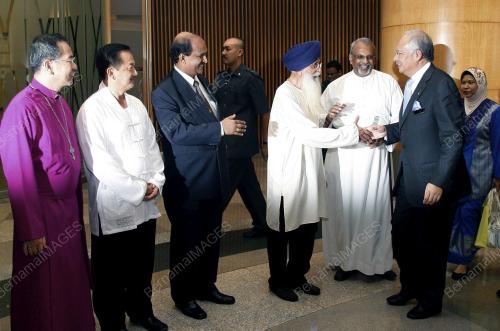 MOHD NAJIB TUN ABDUL RAZAK