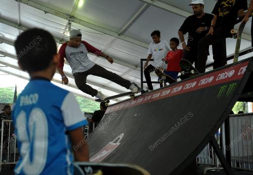 PTJ03_22092017_SKATE