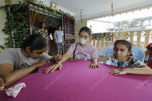 PERSIAPAN DEEPAVALI
