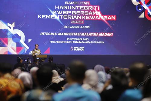 DATUK SERI AHMAD MASLAN