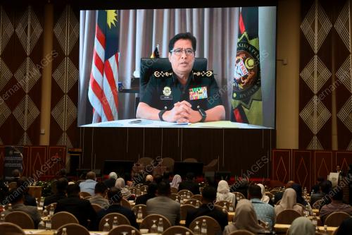 TAN SRI AZAM BAKI