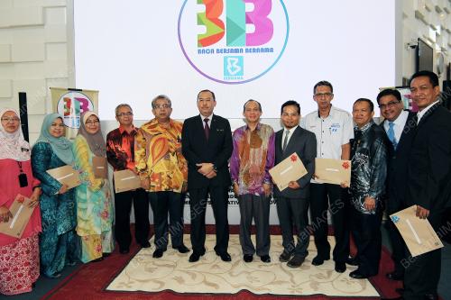 PTJ03_24032016_BUKU