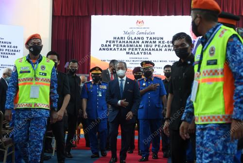 TAN SRI MUHYIDDIN YASSIN
