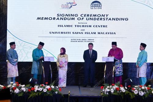 DATUK SERI NANCY SHUKRI