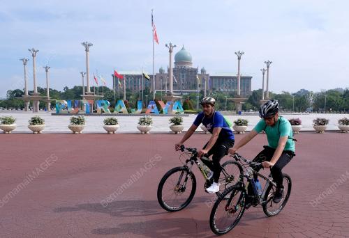 TINJAUAN PUSAT PENTADBIRAN PUTRAJAYA