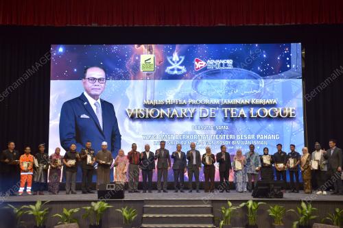 DATUK SERI WAN ROSDY WAN ISMAIL
