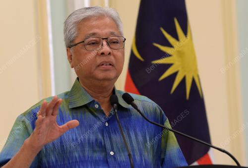 DATUK SERI ISMAIL SABRI YAAKOB