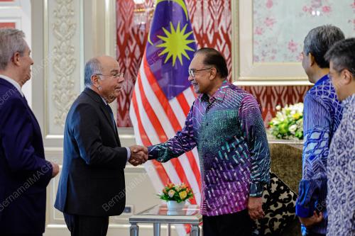 DATUK SERI ANWAR IBRAHIM